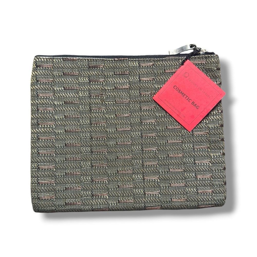 NWT Alan Stuart Black and Tan Woven Travel Bag